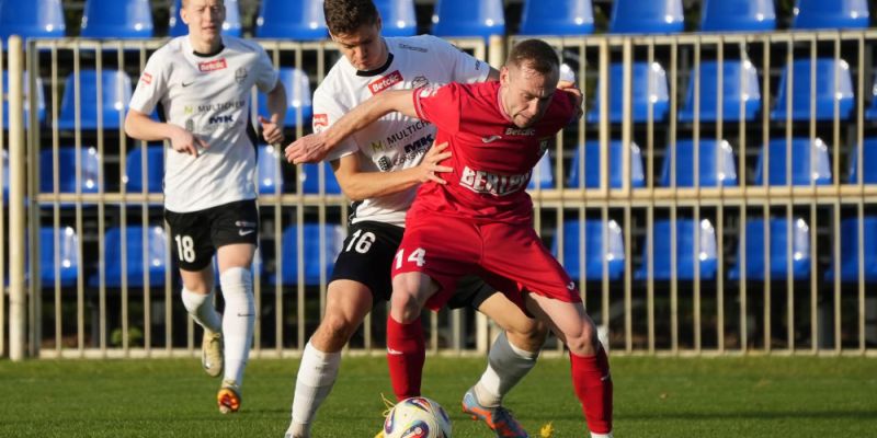 Ząbkovia Ząbki lepsza od Znicza Biała Piska