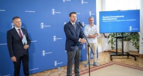 Inteligentne latarnie na ulicach Warszawy