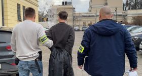 Czwórka oszustów zatrzymana na gorącym uczynku - wyłudzili blisko 130 tysięcy złotych