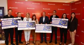 Warszawa z unijnym wsparciem. Nowe parkingi, modernizacja zabytków i więcej miejsc opieki