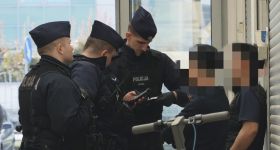 Akcja służb w Wólce Kosowskiej przeciwko przestępczości ekonomicznej