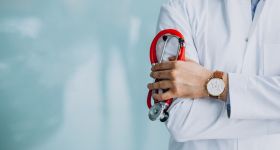 „Barometr zawodów 2026”: w tych branżach Mazowsze i Warszawa potrzebują pracowników