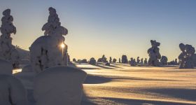 Silny mróz paraliżuje szkoły. Zajęcia odwołane w wielu szkołach Warszawie