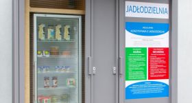 Walka z marnowaniem jedzenia na Targówku: Lokalne jadłodzielnie wspierają mieszkańców