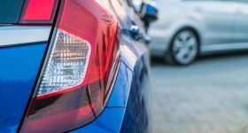 „Kogoś poniosła fantazja”. Nowe zasady parkowania pod Centrum Handlowym Skorosze