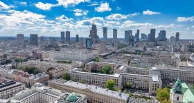 „Warszawa oddycha lepiej” – miasto chwali się efektami wymiany starych pieców