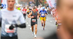 Patriotyzm na trasie: Warszawa uczci Święto Niepodległości biegami i marszami