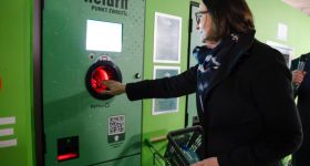 Nowoczesny punkt zbiórki surowców na Białołęce: Pierwsza w Polsce Strefa Recyklingu w Galerii Północnej