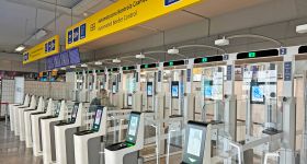 Lotnisko Chopina z nowymi bramkami ABC. Krótsze kolejki