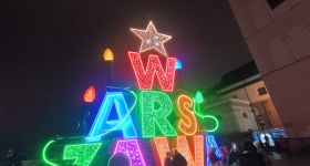 Warszawa rozbłysła świąteczną iluminacją