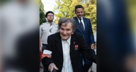 Wanda Traczyk-Stawska kończy 99 lat. Warszawa składa życzenia powstańczyni