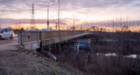 ZDM przebuduje most w ulicy Cieślewskich: przeprawa nad Kanałem Żerańskim zostanie wymieniona