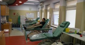 Ostatnia szansa na oddanie krwi w tym roku: Ursynów mobilizuje mieszkańców w obliczu niedoborów