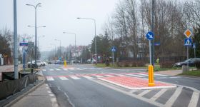 Nowoczesne rozwiązania i wyższy poziom bezpieczeństwa: Kompleksowa modernizacja ulicy Jana Pawła II w Wesołej