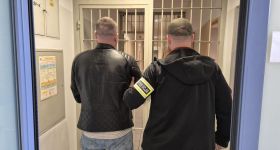 Trzech zatrzymanych, 62 zarzuty i tymczasowy areszt to efekt współpracy policji i prokuratury
