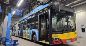 Wakacyjny Latobus rusza w trasę: Nowa atrakcja w sieci Warszawskiego Transportu Publicznego