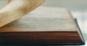 10 książek na długie jesienne wieczory