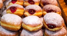 Opakowania na pączki w sprzedaży hurtowej - jak przygotować się na tłumy klientów w Tłusty Czwartek?