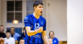 Akademicy lepsi od „Tramwajarzy”