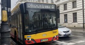 Jest decyzja prezydenta Warszawy ws. darmowej komunikacji miejskiej