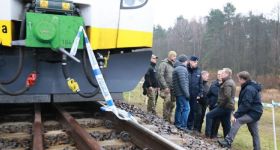 Premier wprowadza trzeci stopień alarmowy CHARLIE. Co to oznacza dla obywateli?