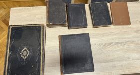 Stołeczni policjanci odzyskali wolumeny utracone ponad 30 lat temu